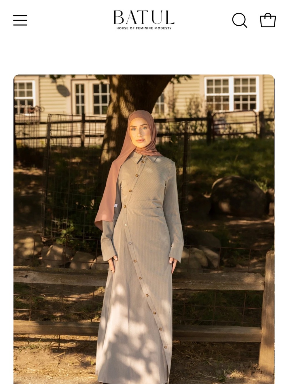 Batul the Collection Dress - Picture 3 of 4